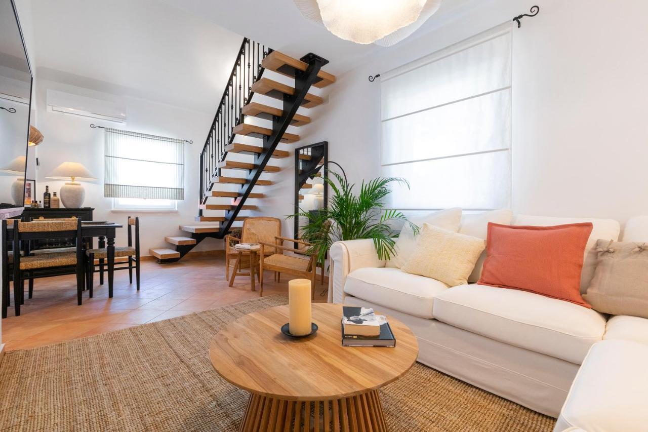 Apartman Luri Sutivan Zewnętrze zdjęcie