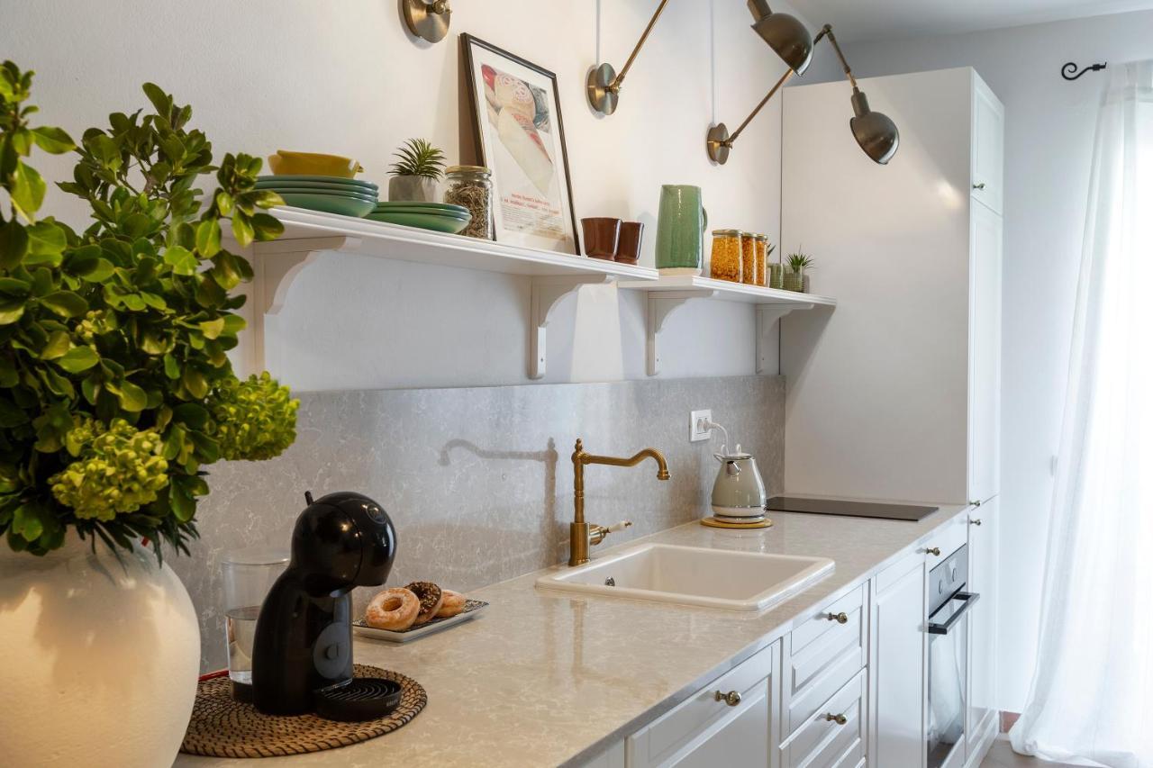 Apartman Luri Sutivan Zewnętrze zdjęcie