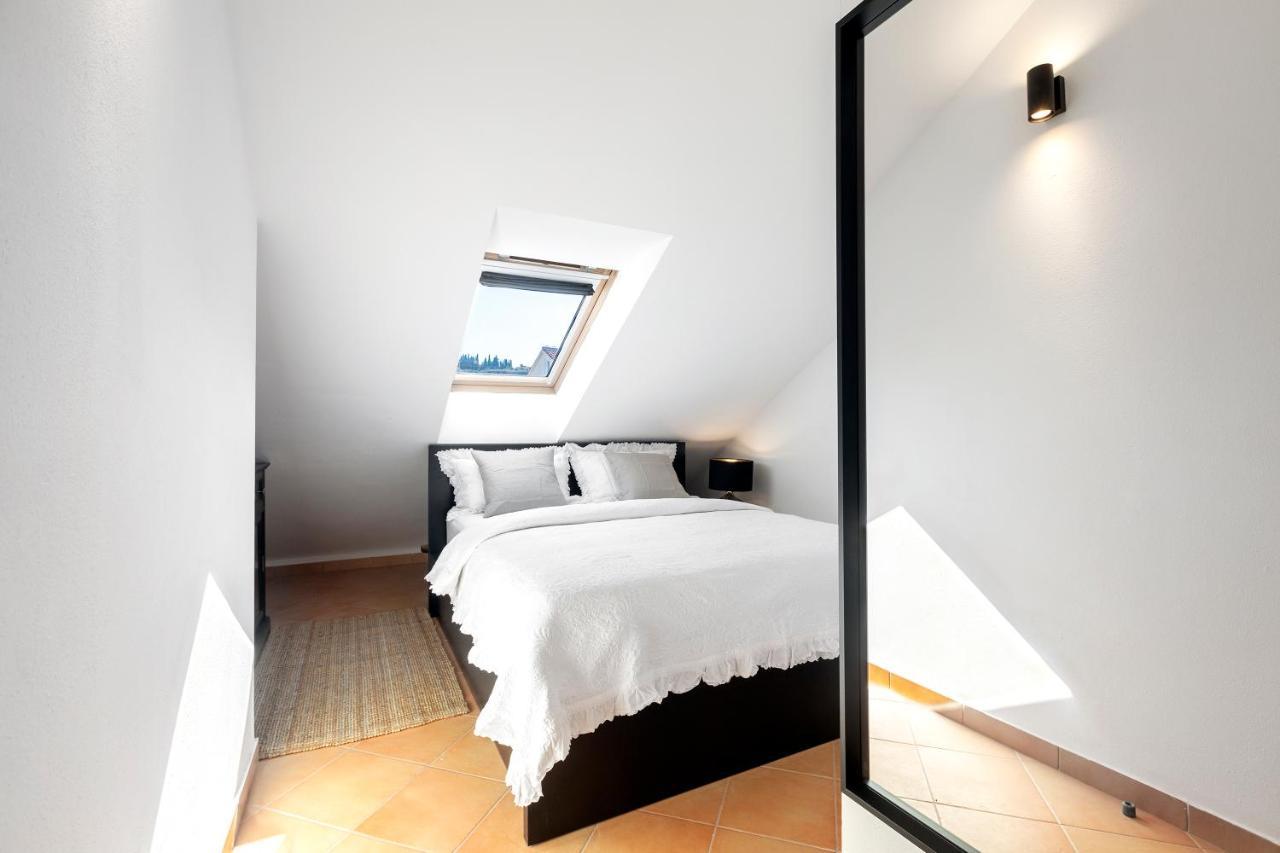 Apartman Luri Sutivan Zewnętrze zdjęcie