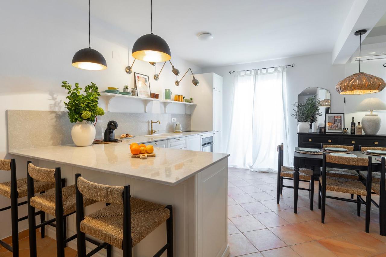 Apartman Luri Sutivan Zewnętrze zdjęcie